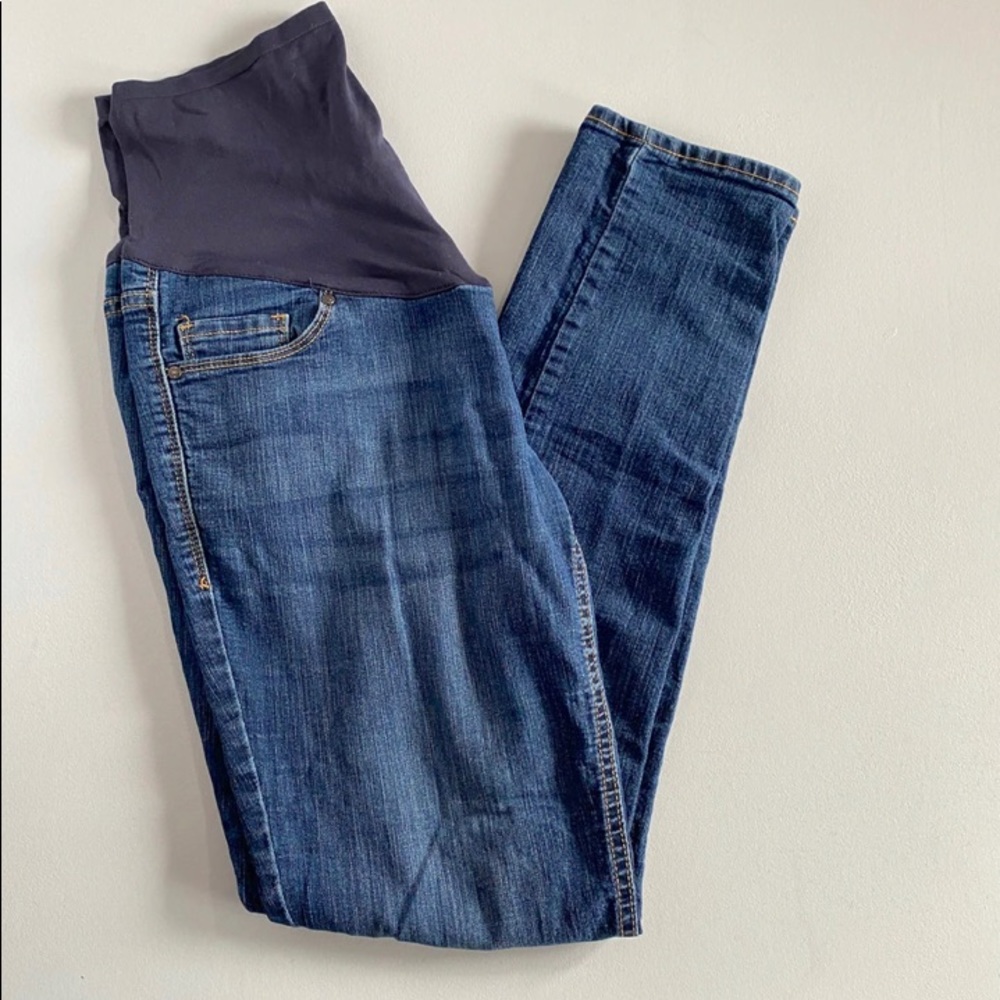 Full Panel Maternity Jeans ~ size 6